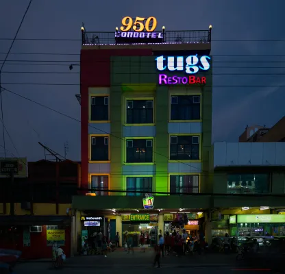 950 Condotel Exterior Photos