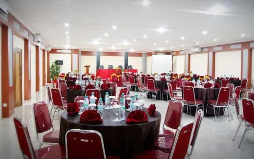 Grand Pangeran Khar Hotel Makanan Photos