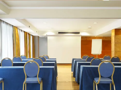 Exe Cristal Palace Business Facilities Photos