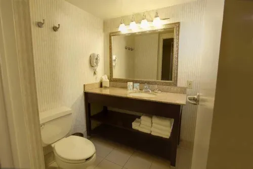 Hampton Inn Frederick Photos