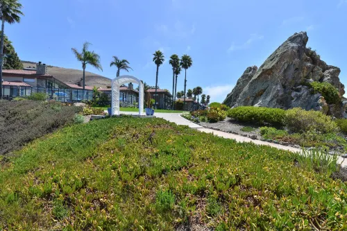 Inn at the Cove Near Hotel Photos