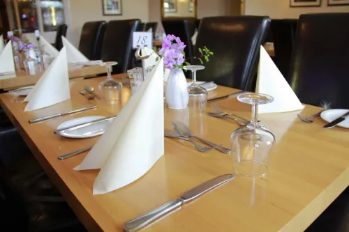 Exeter Court Hotel Dining Photos