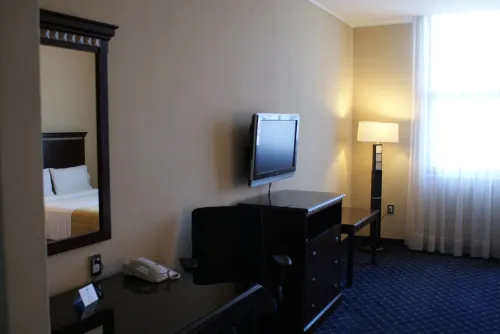 Holiday Inn Express Mexico Santa Fe Rum Photos