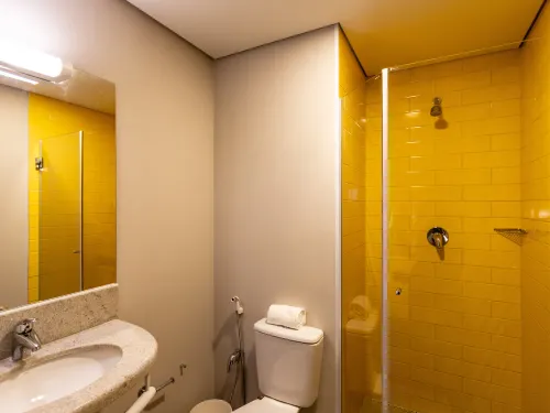 Ibis Palmas Avenida JK Photos