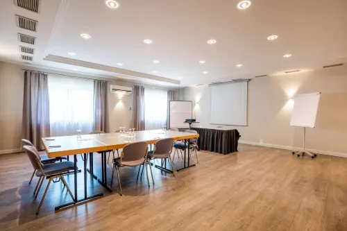QU Hotel Augsburg Business Facilities Photos