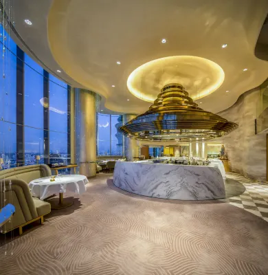 Lebua at State Tower Featured Photos