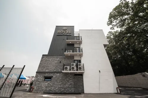 Hotel Leeds Extérieur Photos