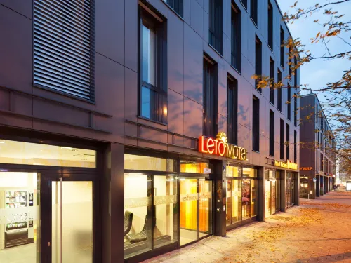 B&B HOTEL München-Moosach Extérieur Photos