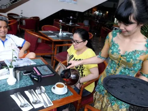 The Jayakarta Suites Bandung Ăn uống Photos