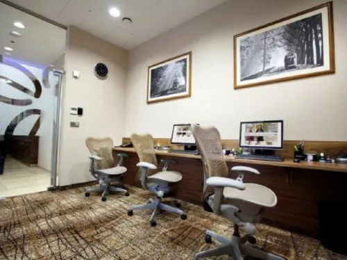 Hilton Garden Inn Hanoi Business Facilities Photos