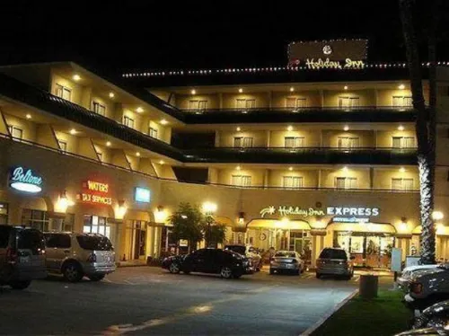 Holiday Inn Express & Suites Pasadena - Los Angeles Extérieur Photos