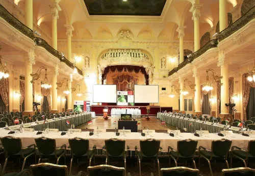Grandhotel Pupp Business Photos