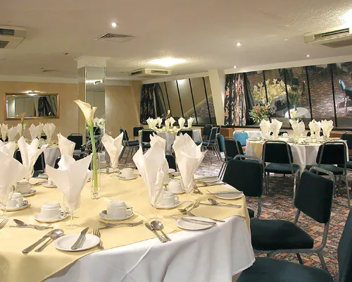 Britannia Hotel Birmingham New Street Station Birmingham Dining Photos