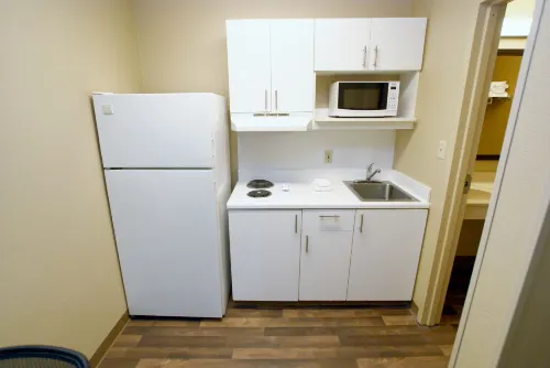 Extended Stay America Suites - St Louis - Westport - E Lackland Rd Photos
