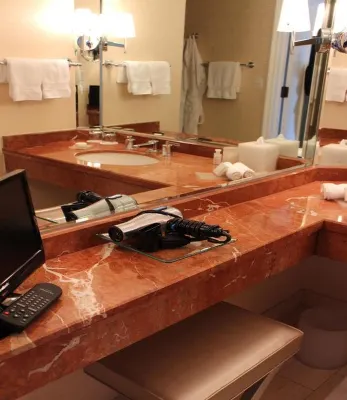 Four Seasons Hotel Los Angeles at Beverly Hills Photos