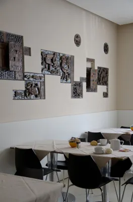 Key Hotel Dining Photos