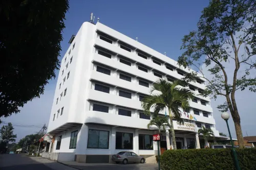 Boon Siam Hotel Extérieur Photos