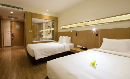 Starcity Hotel & Condotel Beachfront Nha Trang Номера Photos