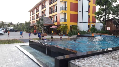 Tawan Anda Garden Hotel Loisirs et amusements Photos