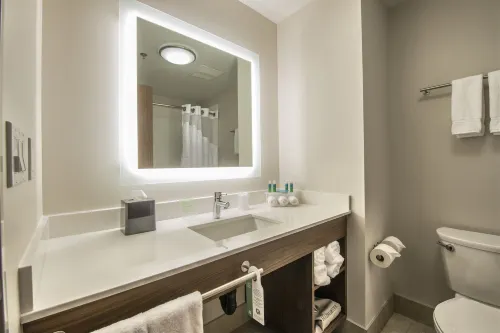 Holiday Inn Express & Suites Victoria - Colwood Photos