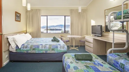 Alpine Resort Motel Photos