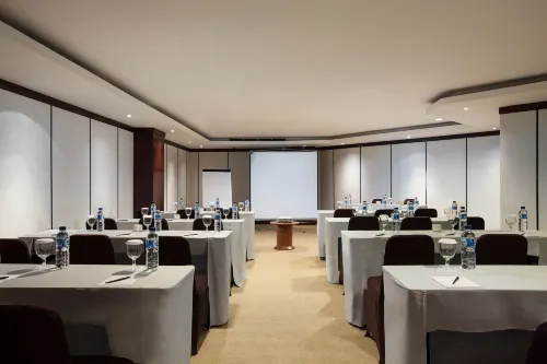 Hotel Santika Premiere Semarang Geschäftseinrichtungen Photos