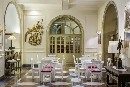 Eurostars Centrale Palace Hotel Ristorazione Photos