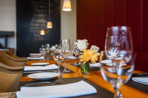 The Madison Hotel Hamburg Restauration Photos