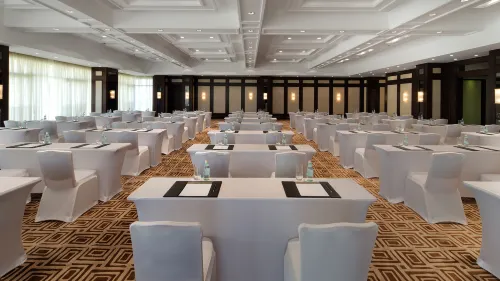 InterContinental Hotels Bahrain Business Facilities Photos