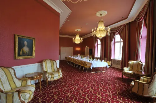 DORMERO Hotel Halle Geschäftseinrichtungen Photos