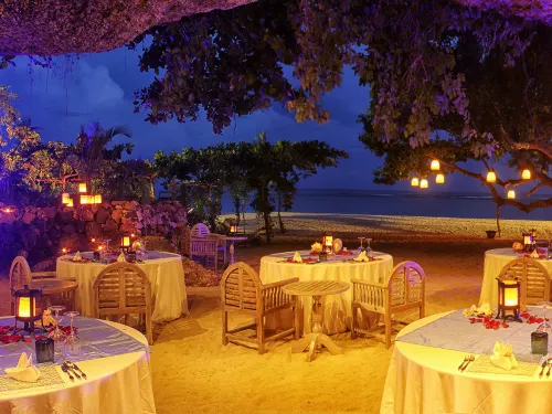 Samabe Bali Suites & Villas Dining Photos