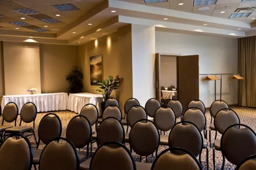 Best Western Premier Chateau Granville Hotel  Suites  Conf. Centre Espaces Affaires Photos