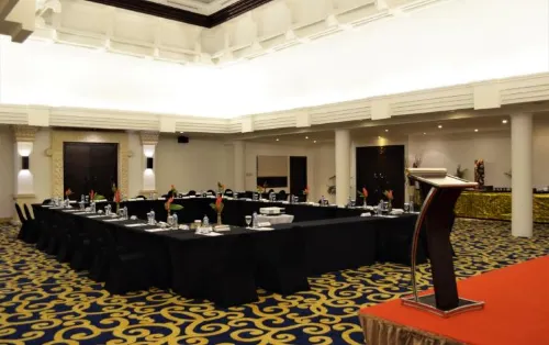 Hotel Nikko Bali Benoa Beach Fasilitas Bisnis Photos