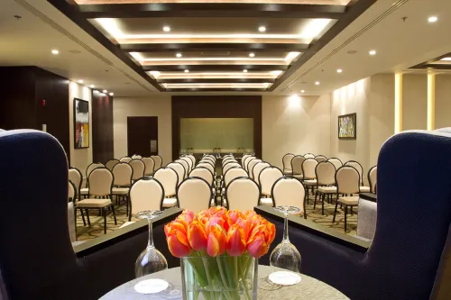 Gefinor Rotana Business Facilities Photos