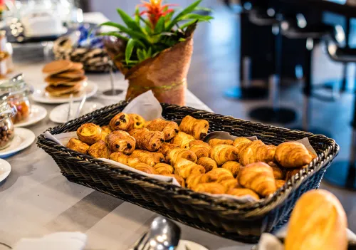 Lake Geneva Hotel Dining Photos