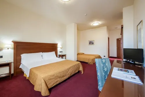 Hotel HR Photos