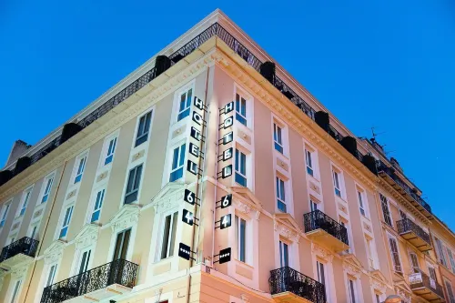 Hôtel 64 Nice Extérieur Photos