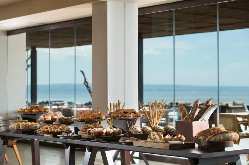 Alila Seminyak, Bali Makanan Photos