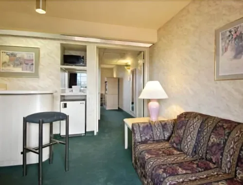 Ramada by Wyndham South El Monte Photos