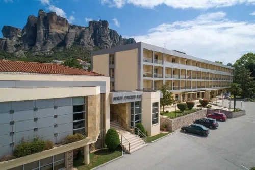 Divani Meteora Hotel Exterior Photos