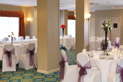 Barons Court Hotel Walsall Featured Photos
