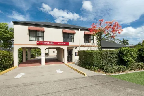 Econo Lodge Waterford Featured Photos