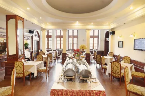 Riverside Hotel In Saigon Suositellut Photos