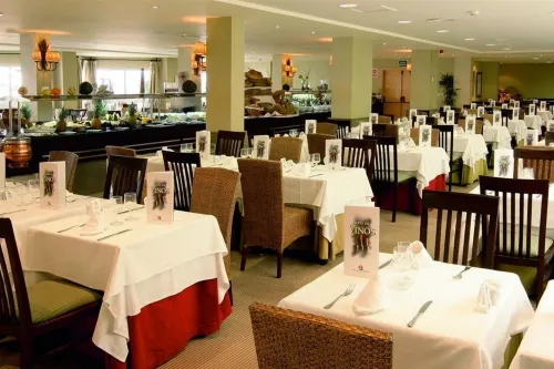 Ona Marinas de Nerja Spa Resort Restauration Photos