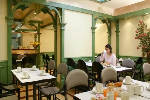 Best Western Select Hotel Restauration Photos