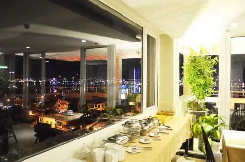 Khách sạn D&C Ăn uống Photos