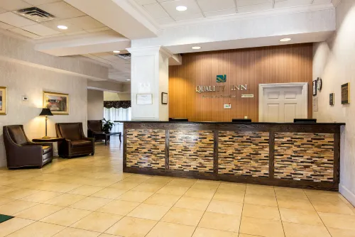 Quality Inn Near Joint Base Andrews-Washington Area Area Publik Photos