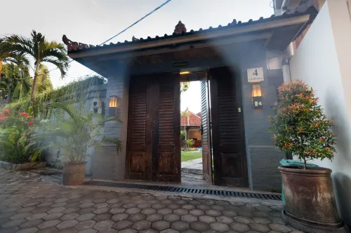Bali Royal Heritage Villas Exterior Photos