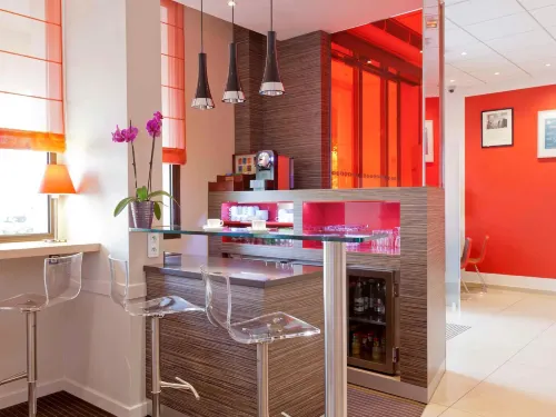 Hôtel ibis Paris Rueil Malmaison Espaces publics Photos