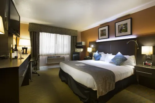 Prospector Hotel & Casino Photos